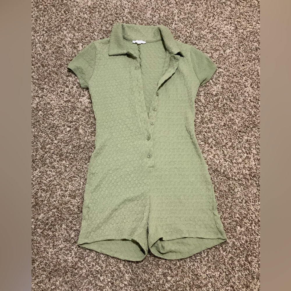 Green Textured Short Sleeve Romper